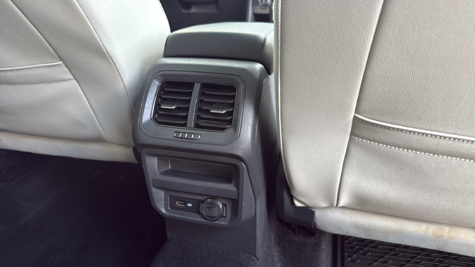 2020 Volkswagen Tiguan 2.0T SEL