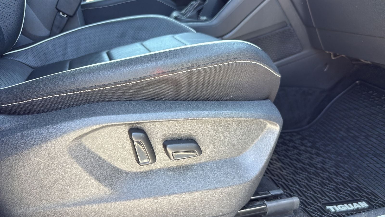 2024 Volkswagen Tiguan 2.0T SEL R-Line
