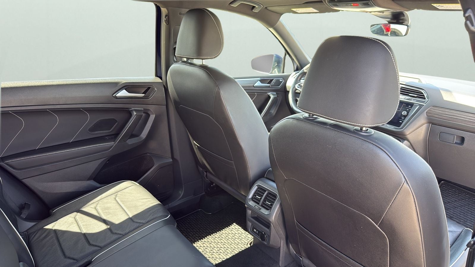 2024 Volkswagen Tiguan 2.0T SEL R-Line