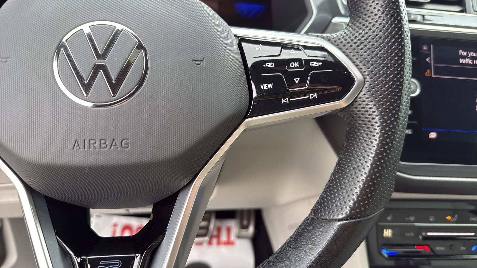 2023 Volkswagen Tiguan 2.0T SE R-Line Black