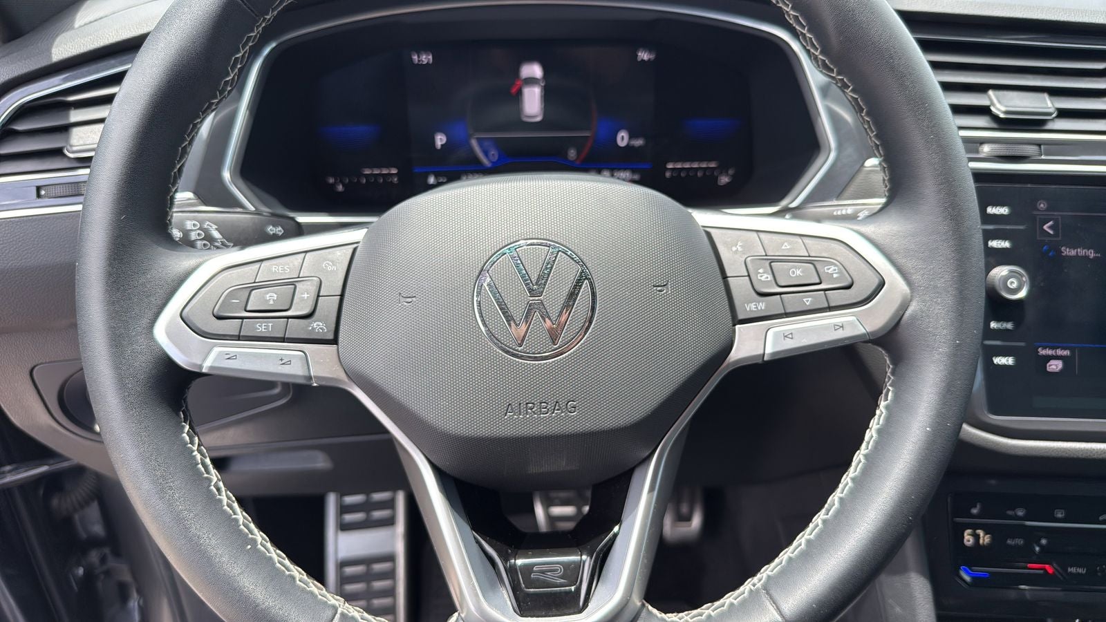 2023 Volkswagen Tiguan 2.0T SE R-Line Black