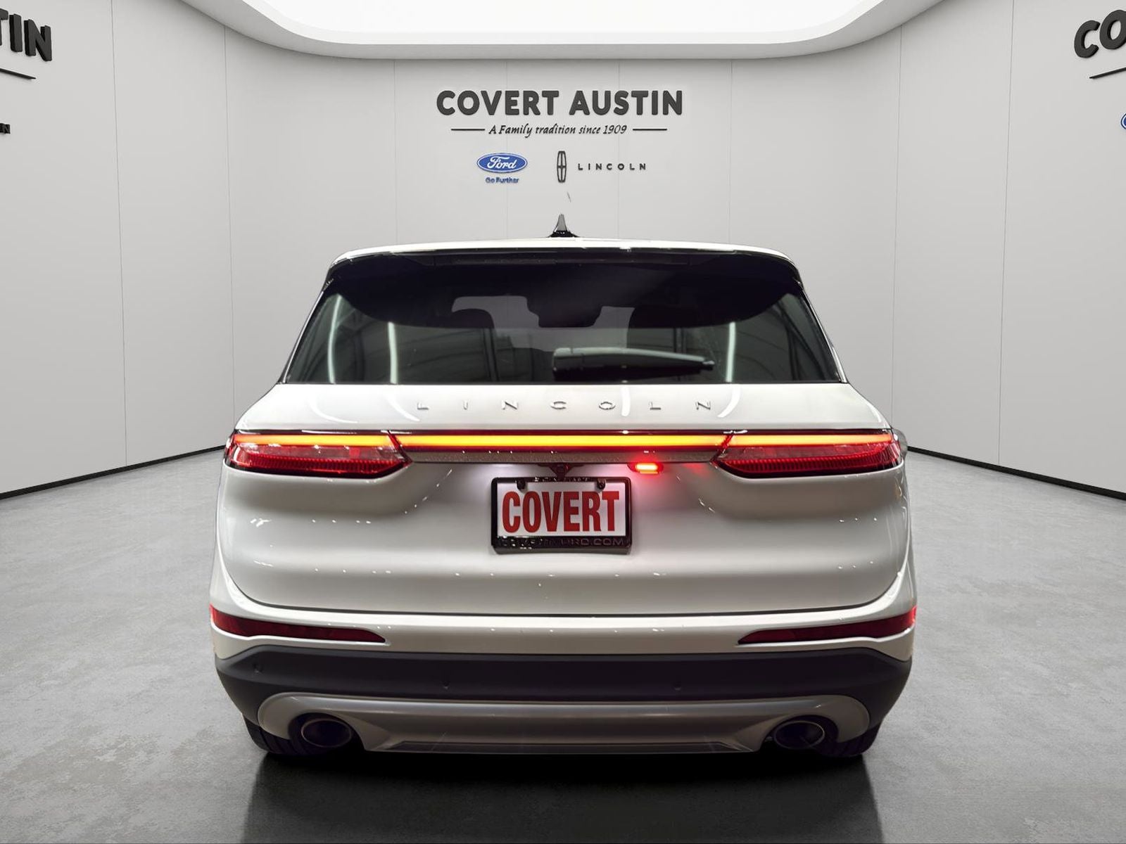 2023 Lincoln Corsair Standard