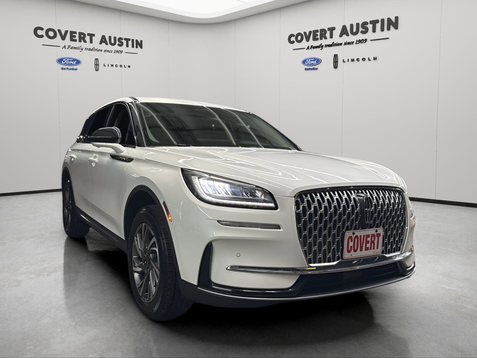 2023 Lincoln Corsair Standard