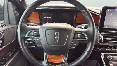 2019 Lincoln Navigator Select