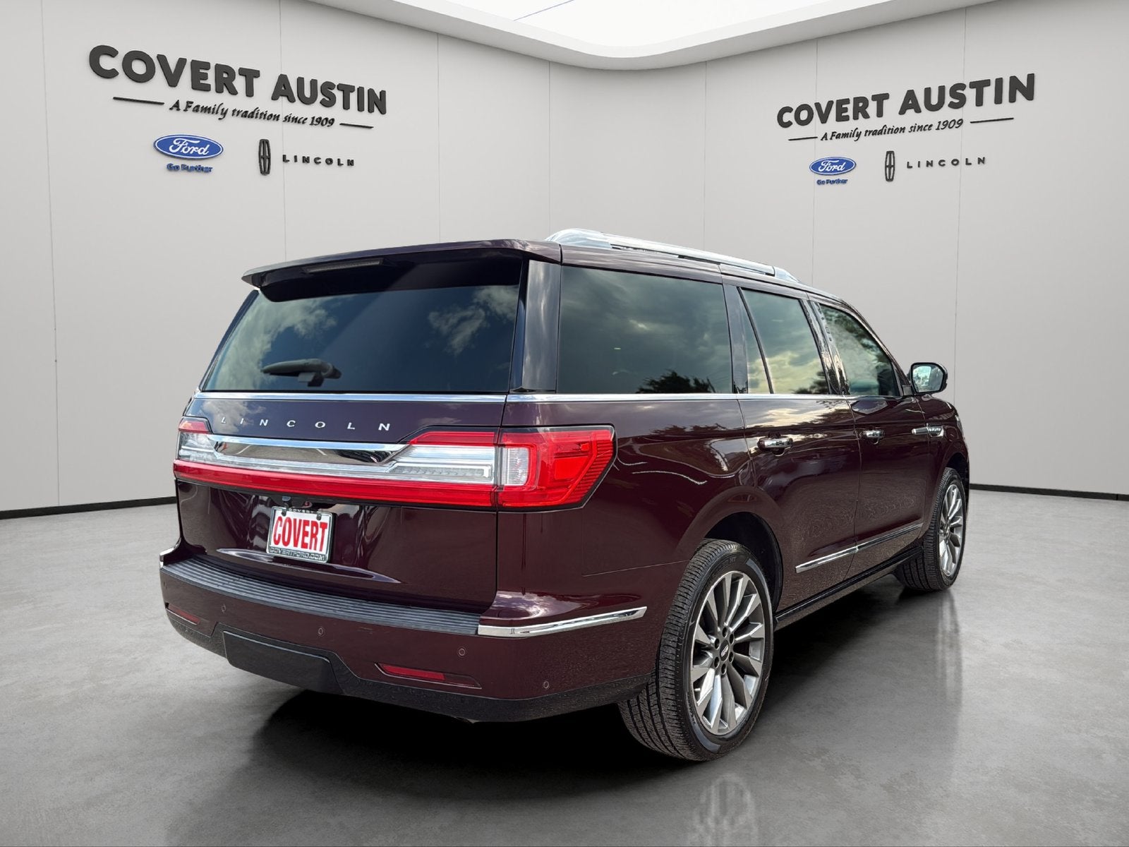 2019 Lincoln Navigator Select