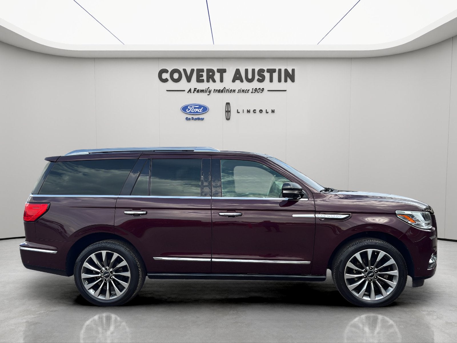 2019 Lincoln Navigator Select