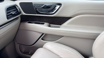 2018 Lincoln Navigator Select