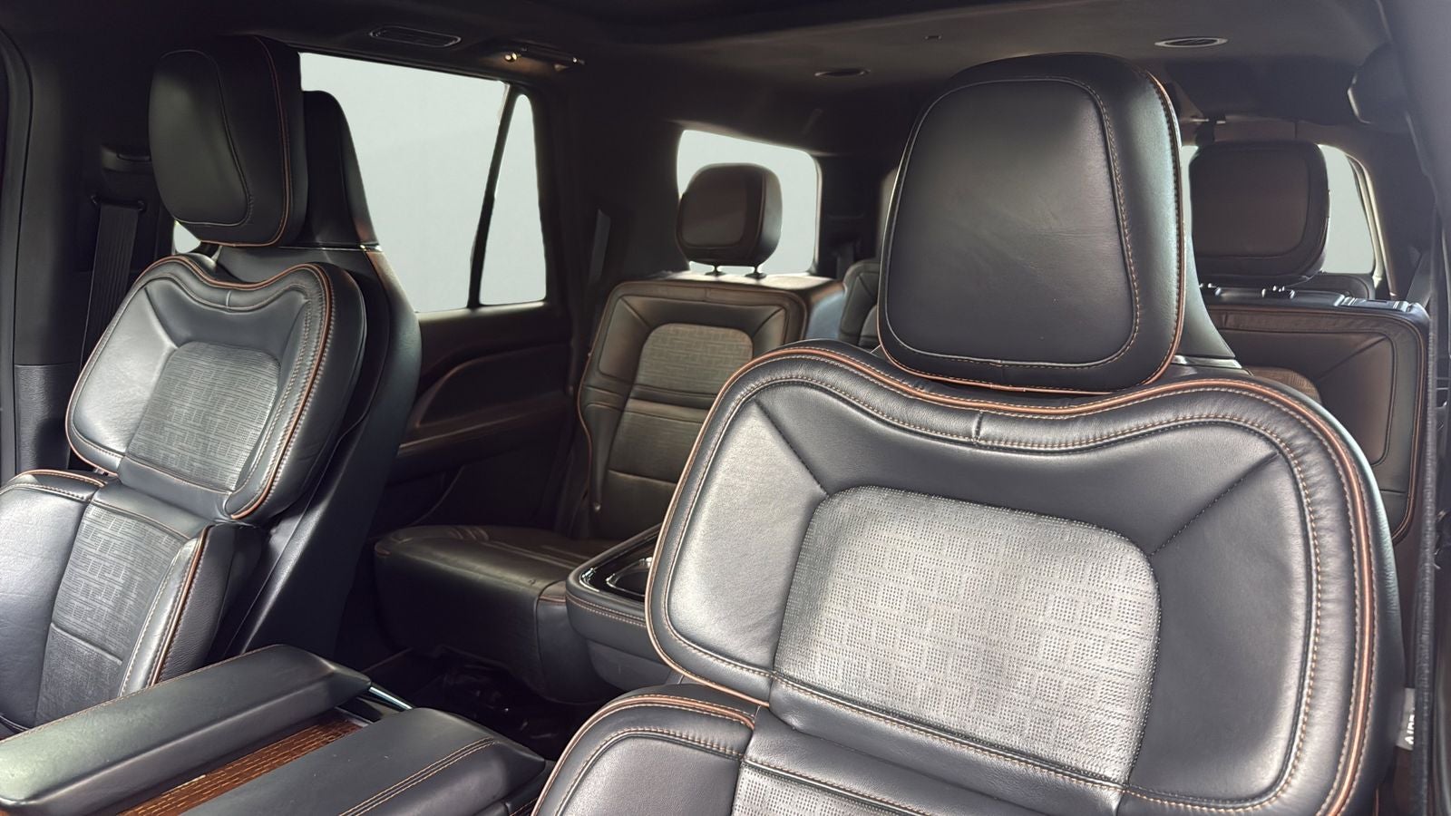 2022 Lincoln Navigator Black Label