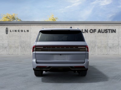 2027 Lincoln Navigator L Reserve