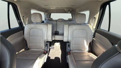 2023 Lincoln Navigator L Reserve