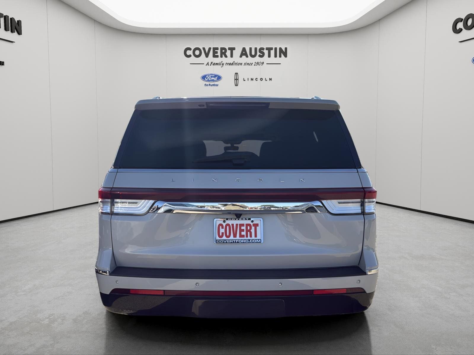 2023 Lincoln Navigator L Reserve