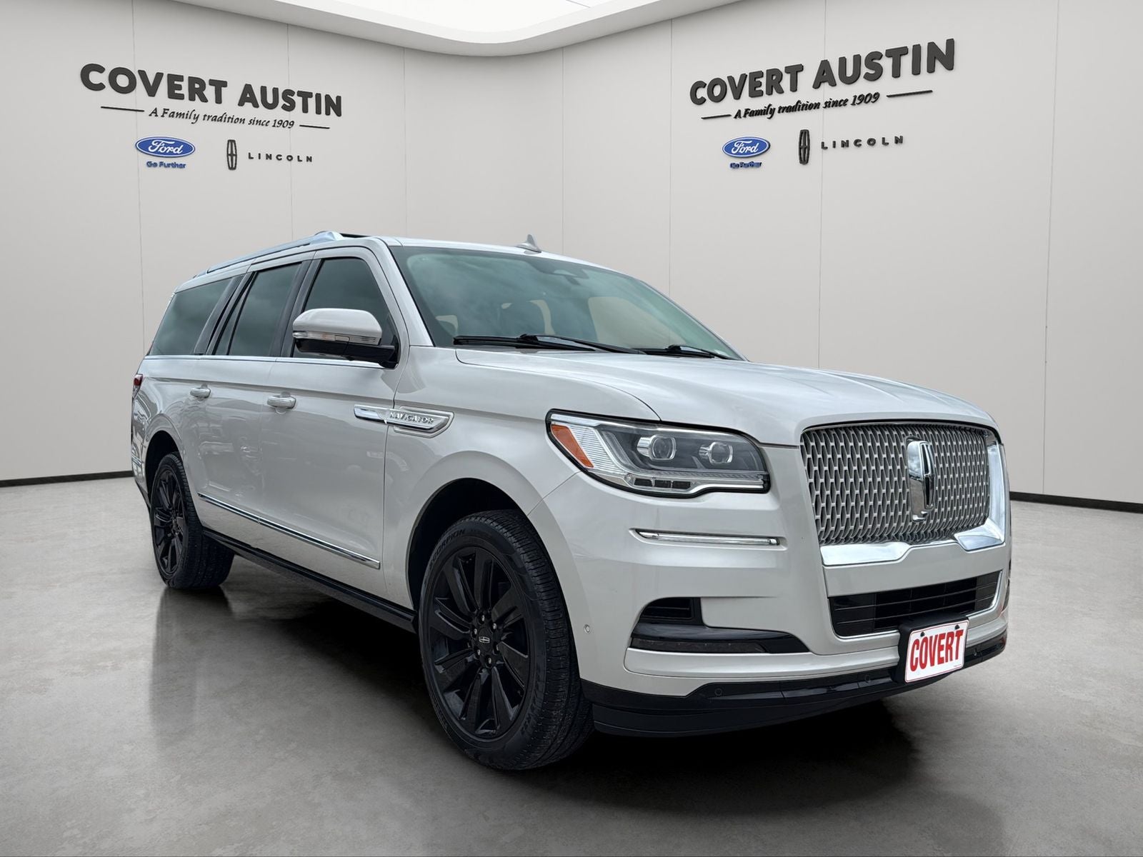 2023 Lincoln Navigator L Reserve
