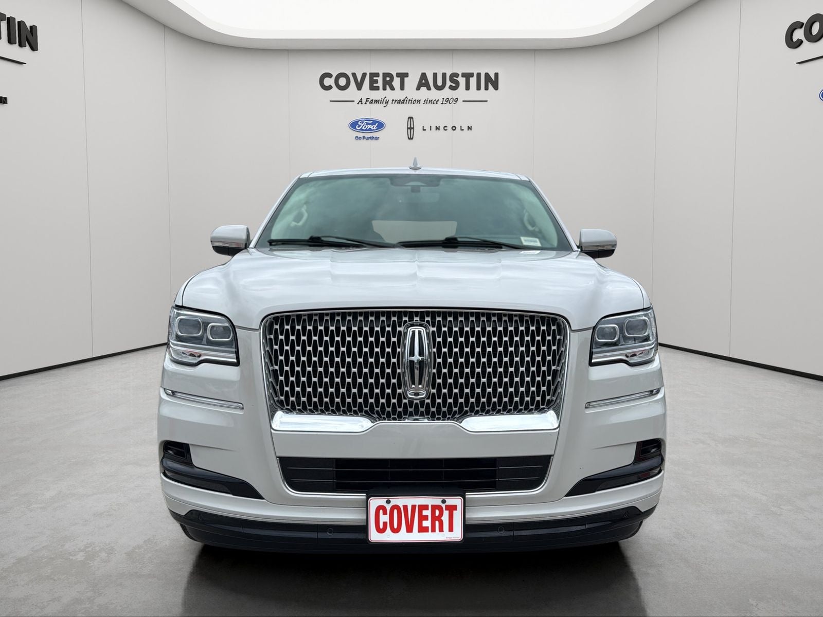 2023 Lincoln Navigator L Reserve