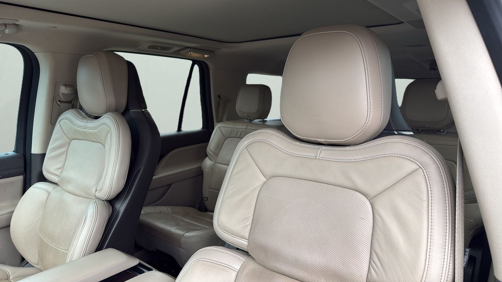 2023 Lincoln Navigator L Reserve