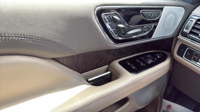 2022 Lincoln Navigator L Reserve
