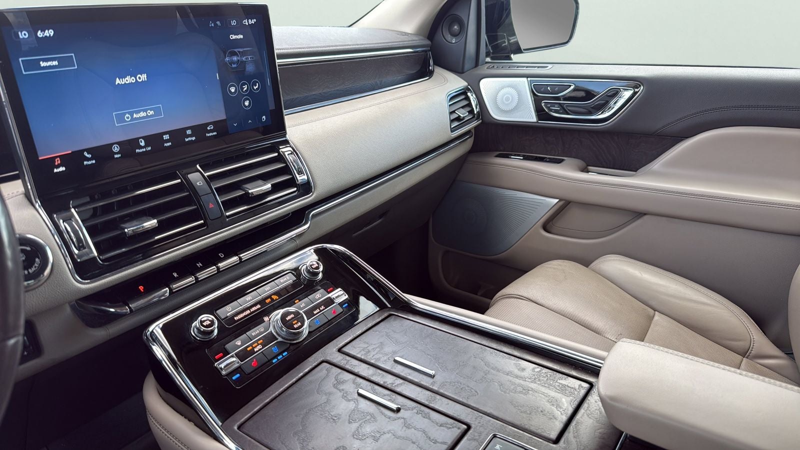 2022 Lincoln Navigator L Reserve
