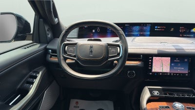 2025 Lincoln Navigator L Black Label