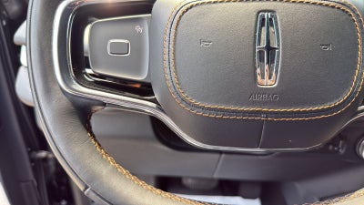 2025 Lincoln Navigator L Black Label