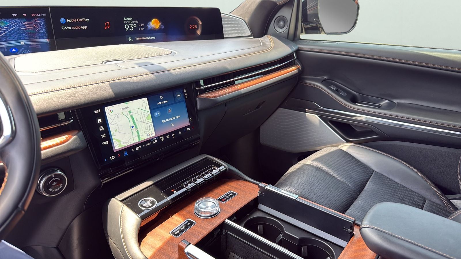 2025 Lincoln Navigator L Black Label