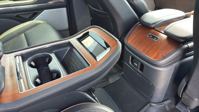 2025 Lincoln Navigator L Black Label