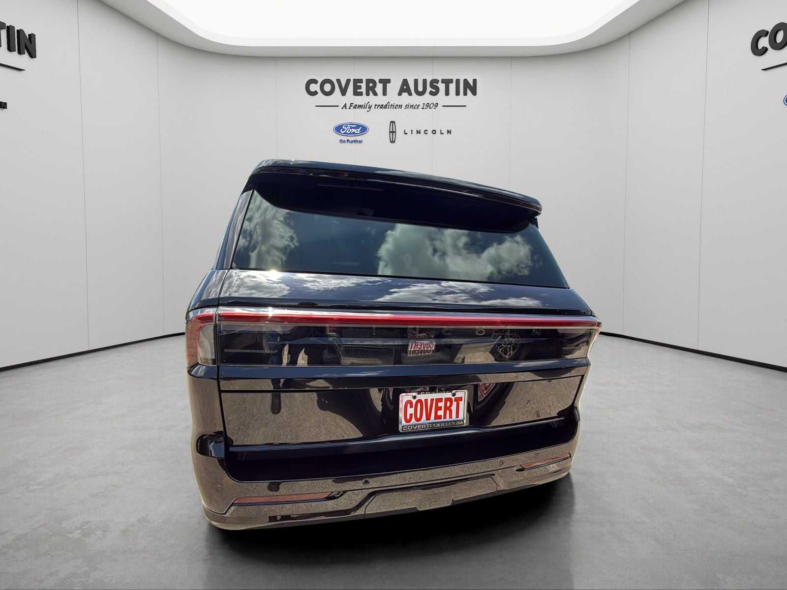 2025 Lincoln Navigator L Black Label