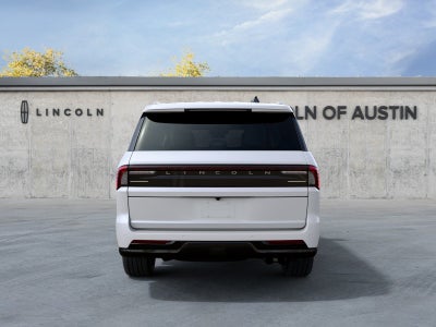 2027 Lincoln Navigator L Reserve