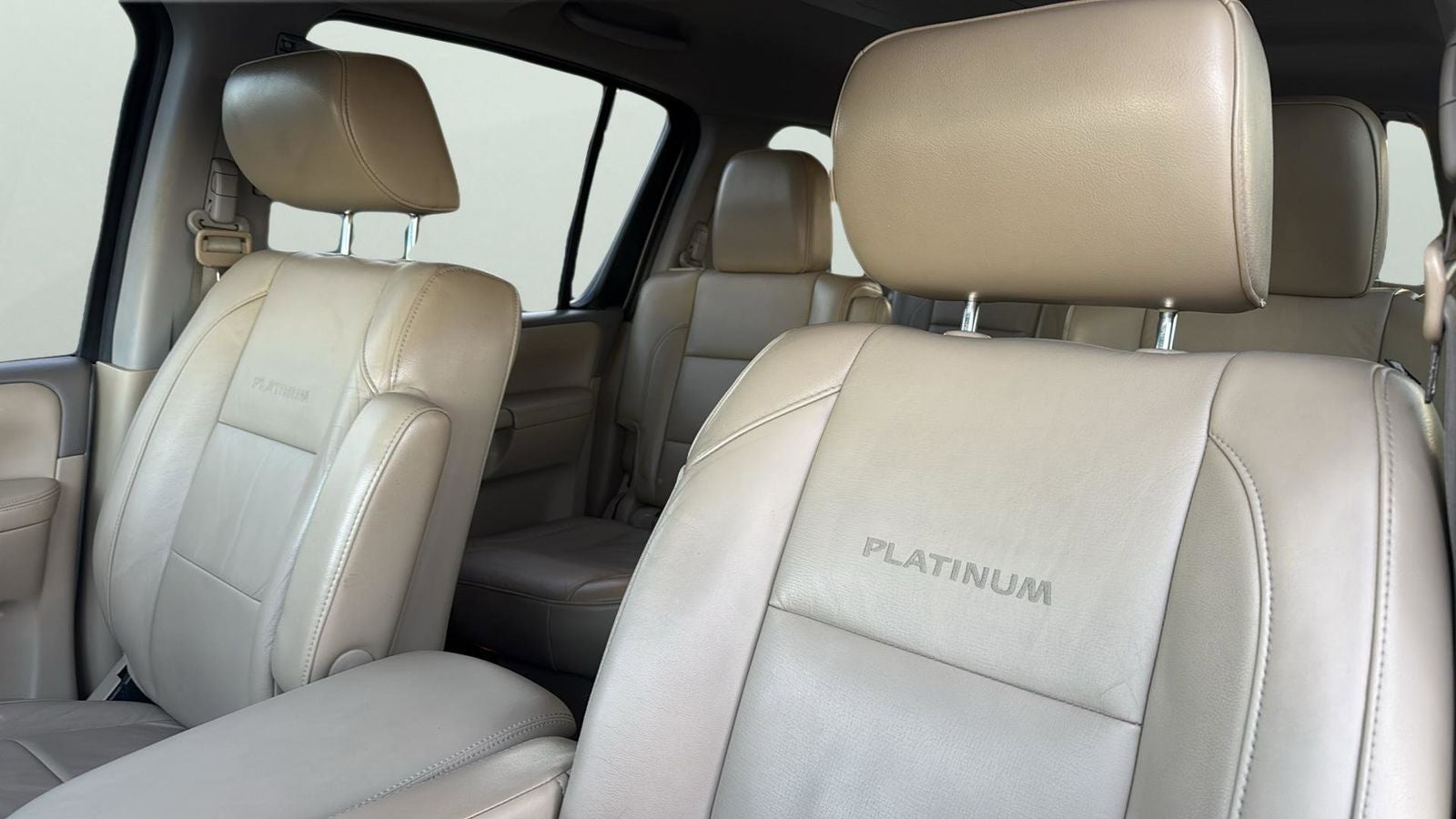2014 Nissan Armada Platinum