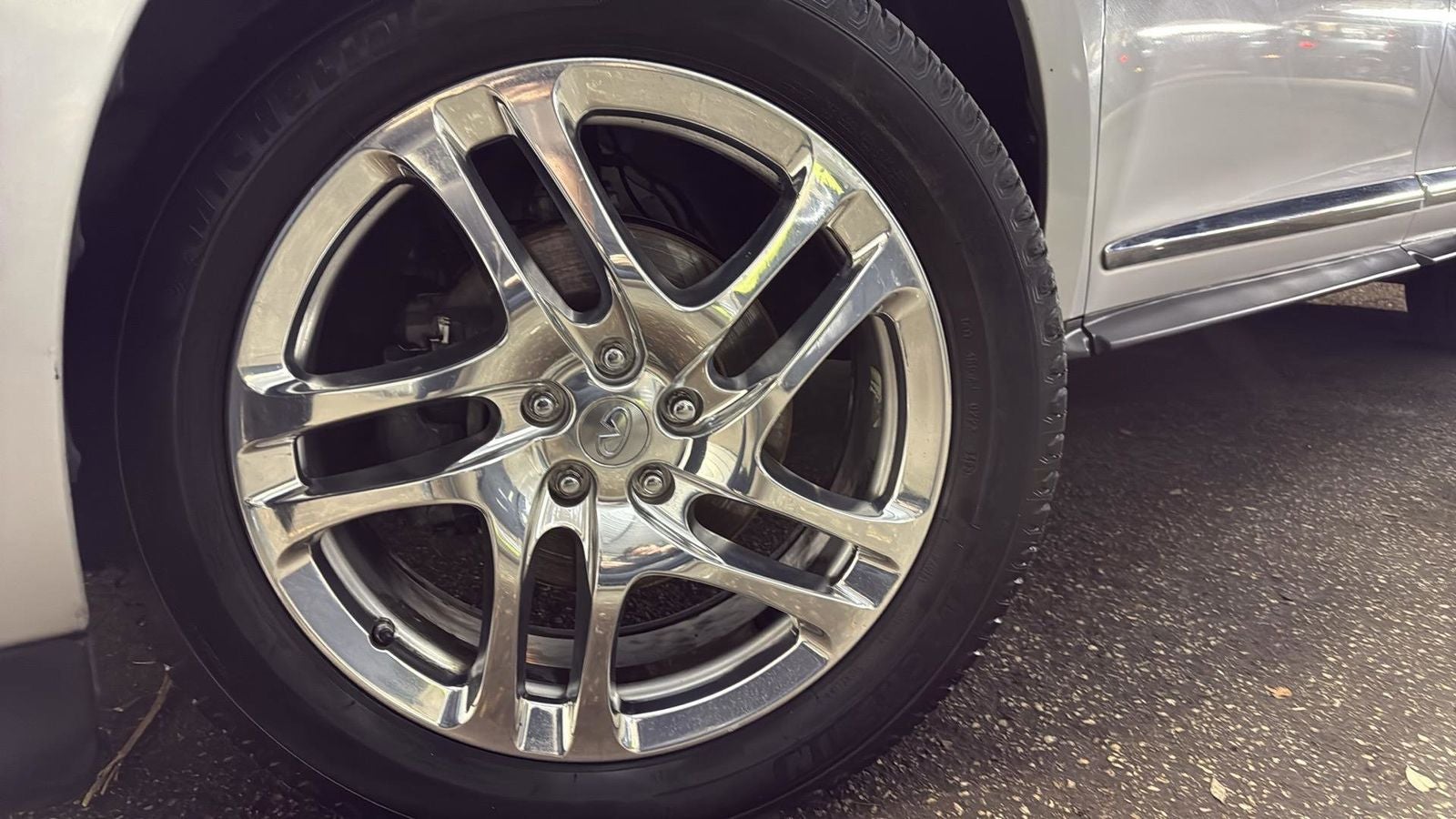 2013 INFINITI JX35 Base