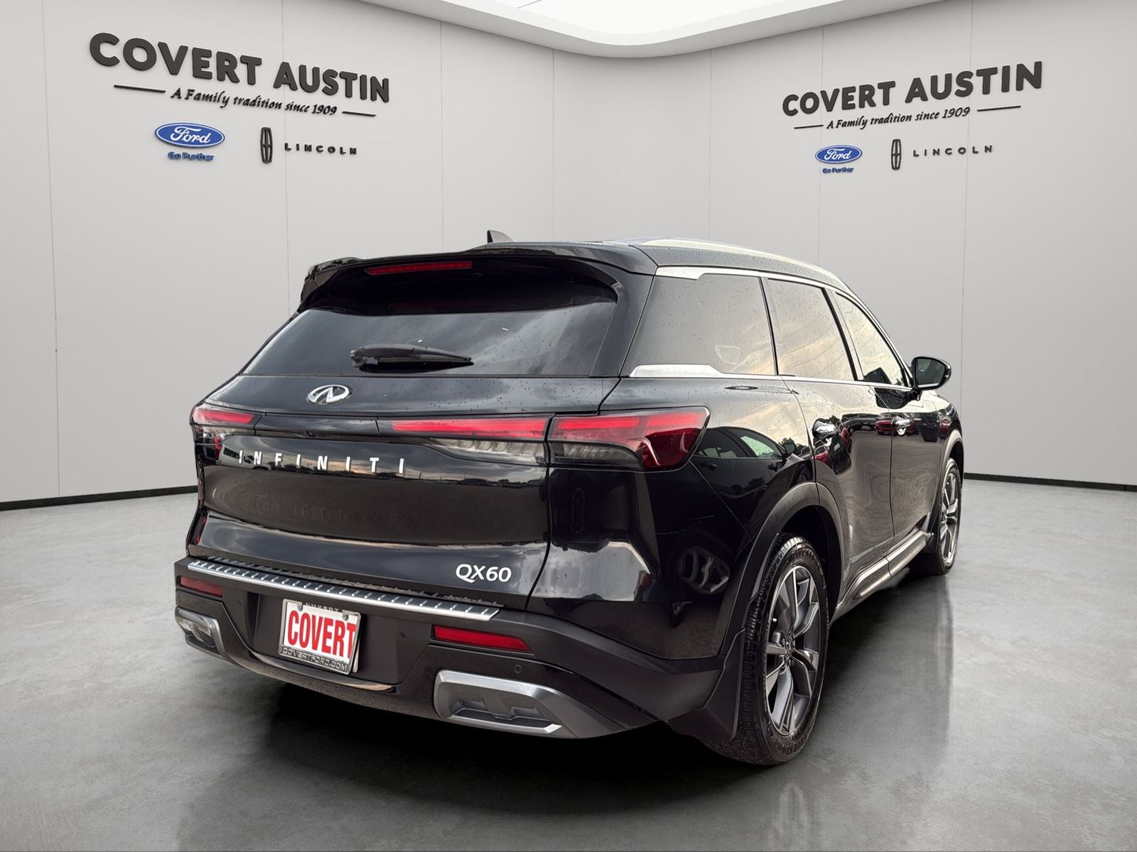 2022 INFINITI QX60 LUXE