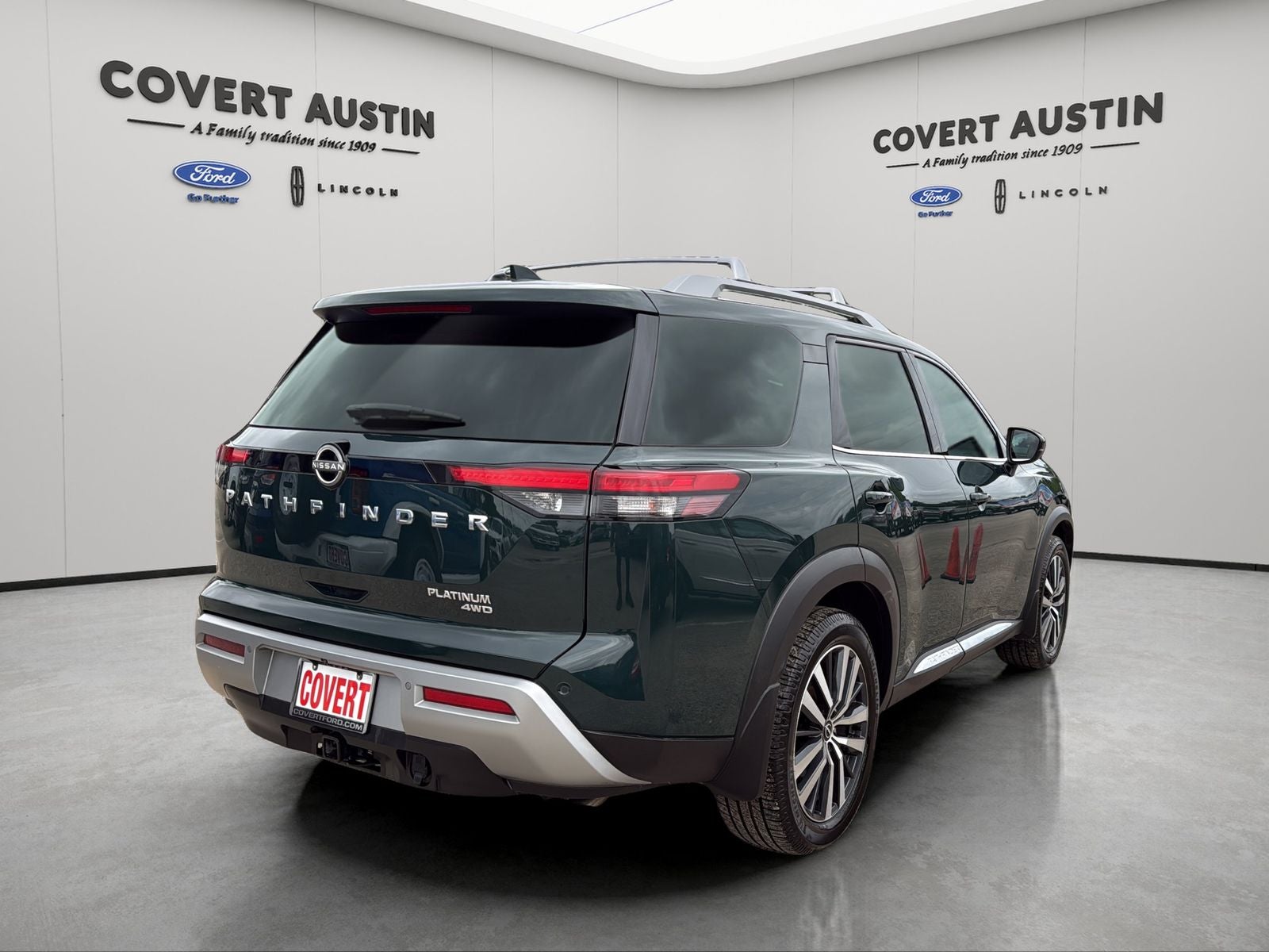 2022 Nissan Pathfinder Platinum