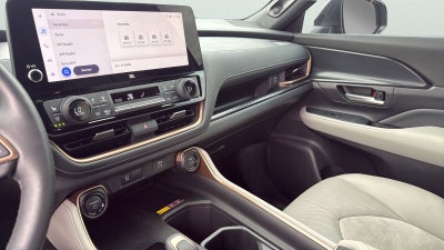 2025 Toyota Grand Highlander Hybrid MAX Platinum