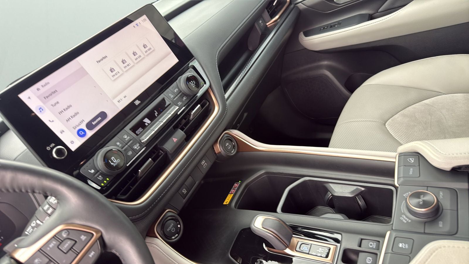 2025 Toyota Grand Highlander Hybrid MAX Platinum