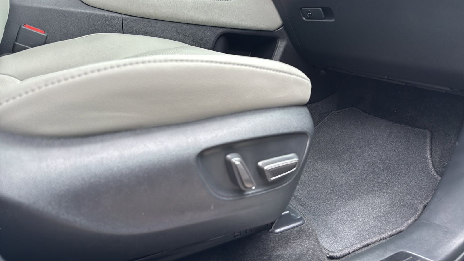 2025 Toyota Grand Highlander Hybrid MAX Platinum