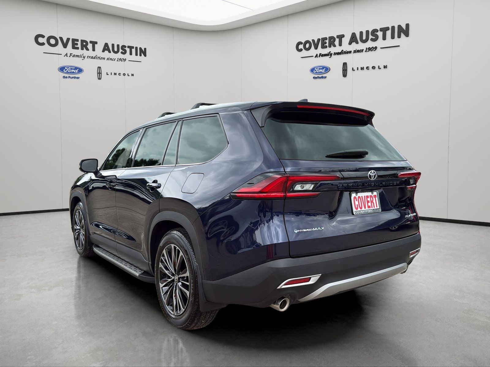 2025 Toyota Grand Highlander Hybrid MAX Platinum