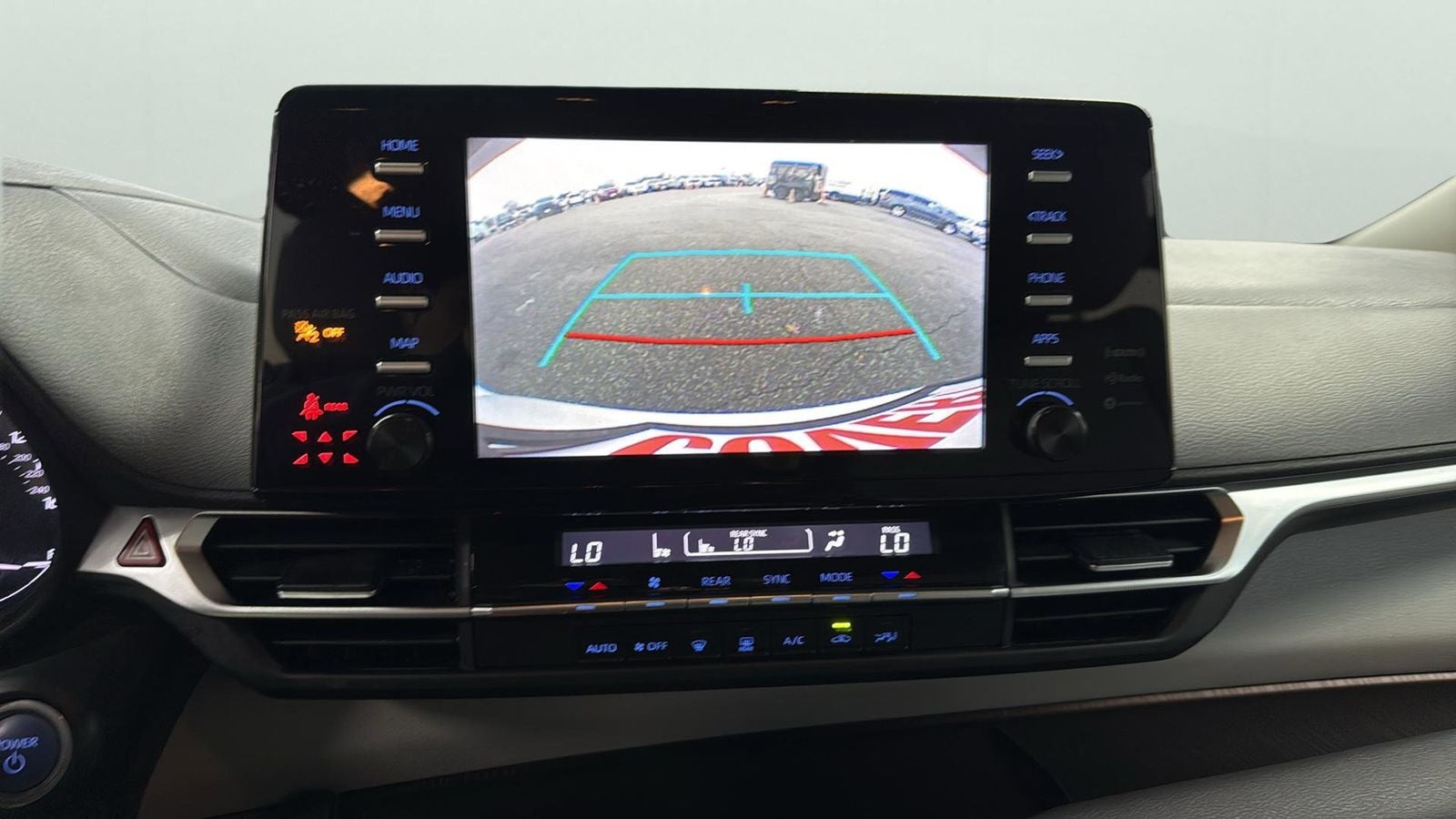 2024 Toyota Sienna LE 8 Passenger