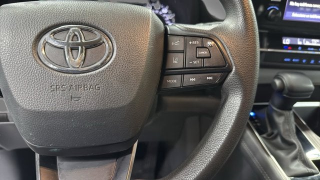 2024 Toyota Sienna LE 8 Passenger