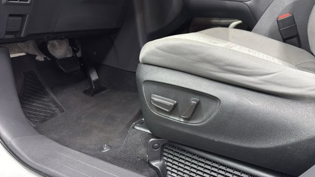 2024 Toyota Sienna LE 8 Passenger