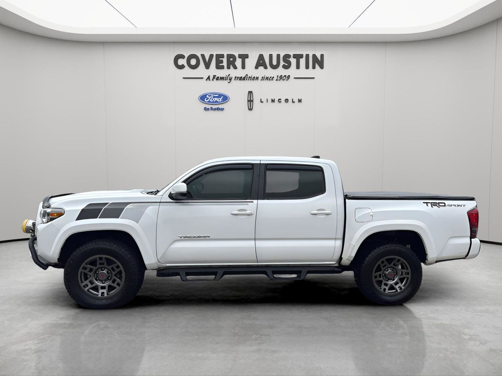 2017 Toyota Tacoma SR5 V6