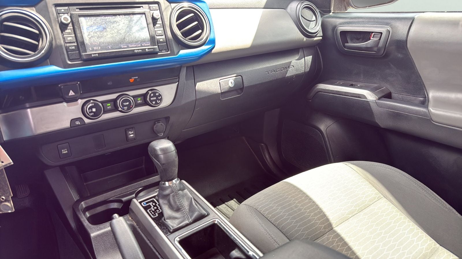 2016 Toyota Tacoma SR5 V6