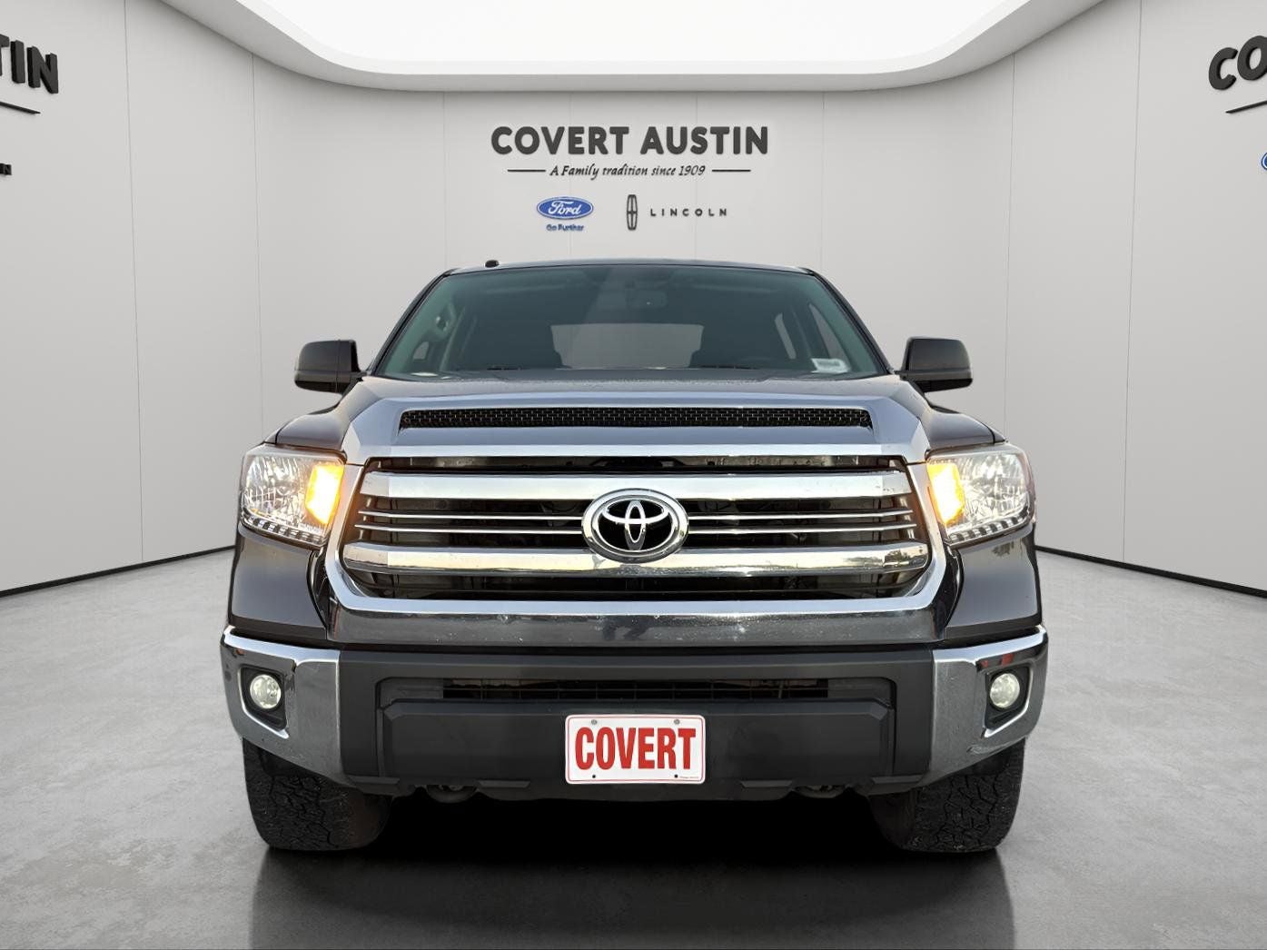 2017 Toyota Tundra SR5