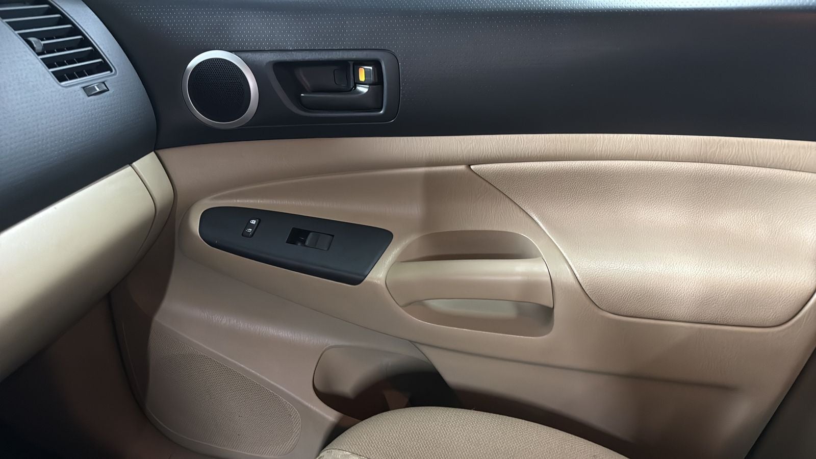 2012 Toyota Tacoma PreRunner V6
