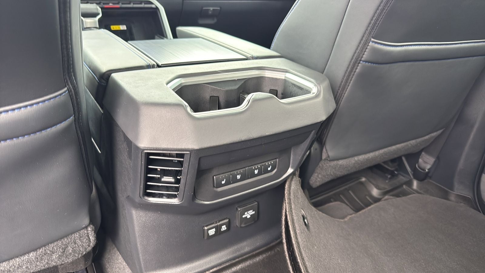 2023 Toyota Tundra Platinum