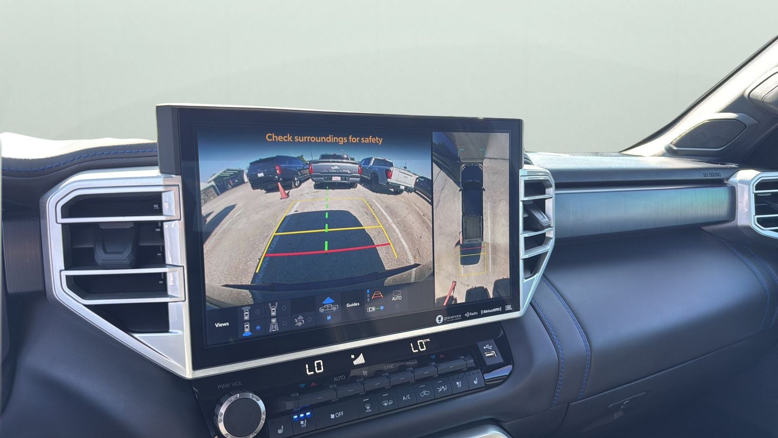 2023 Toyota Tundra Hybrid Platinum