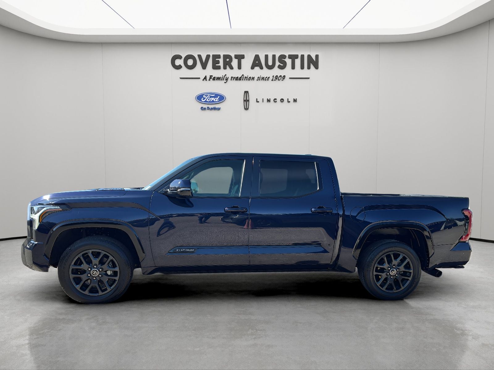 2023 Toyota Tundra Hybrid Platinum