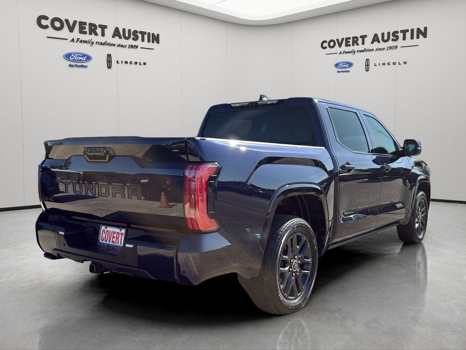 2023 Toyota Tundra Hybrid Platinum