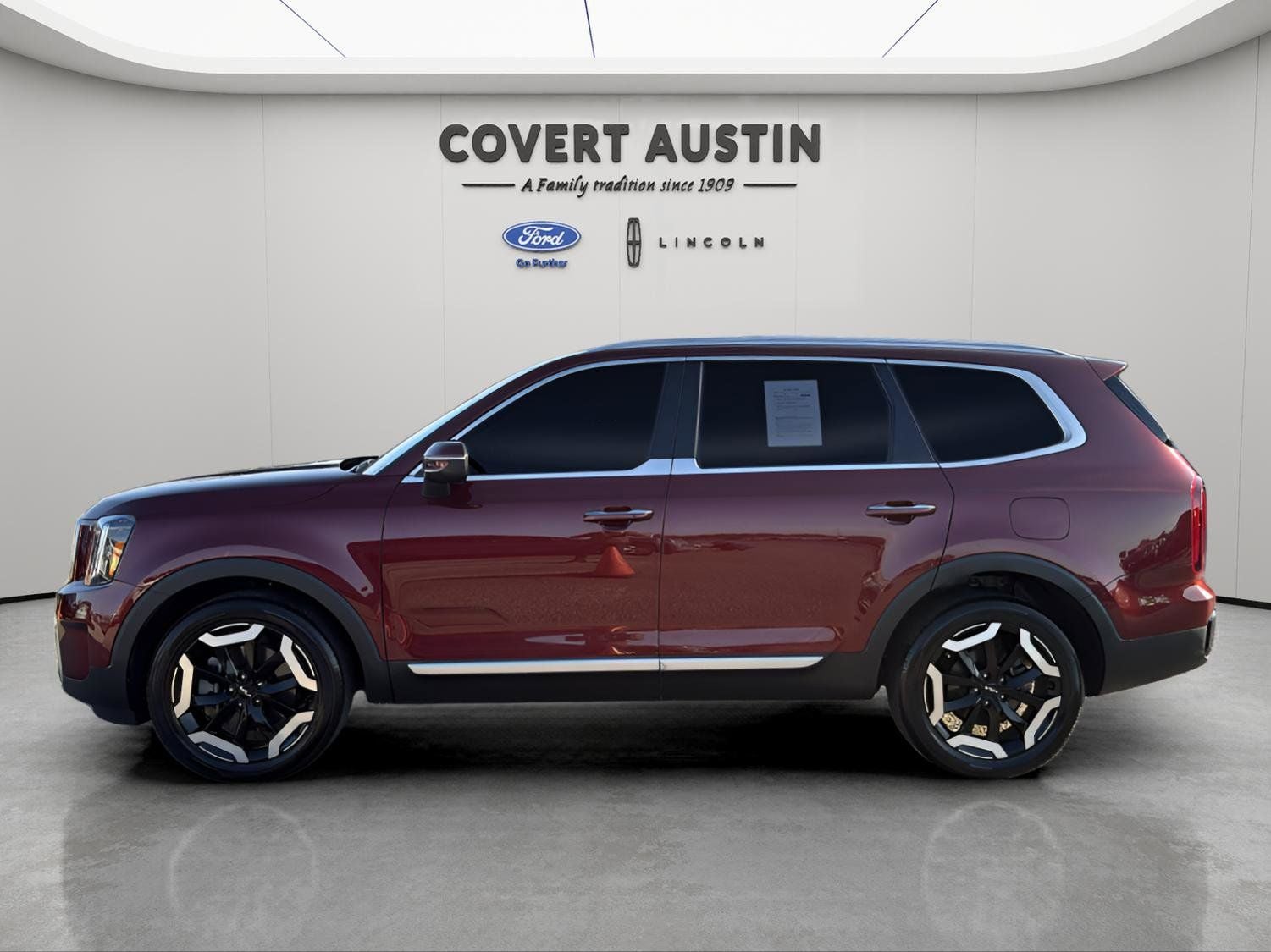 2023 Kia Telluride S