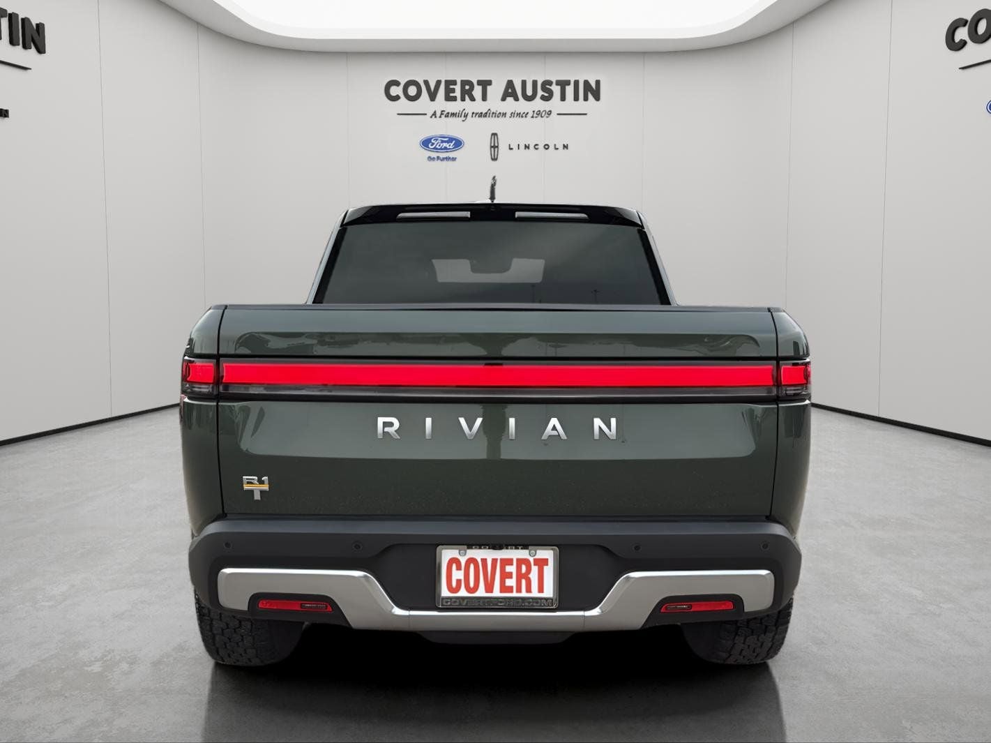 2022 Rivian R1T Adventure