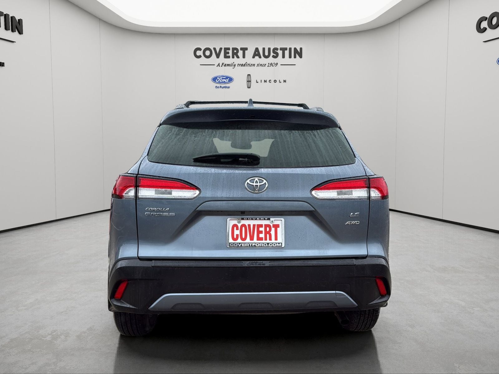 2024 Toyota Corolla Cross LE