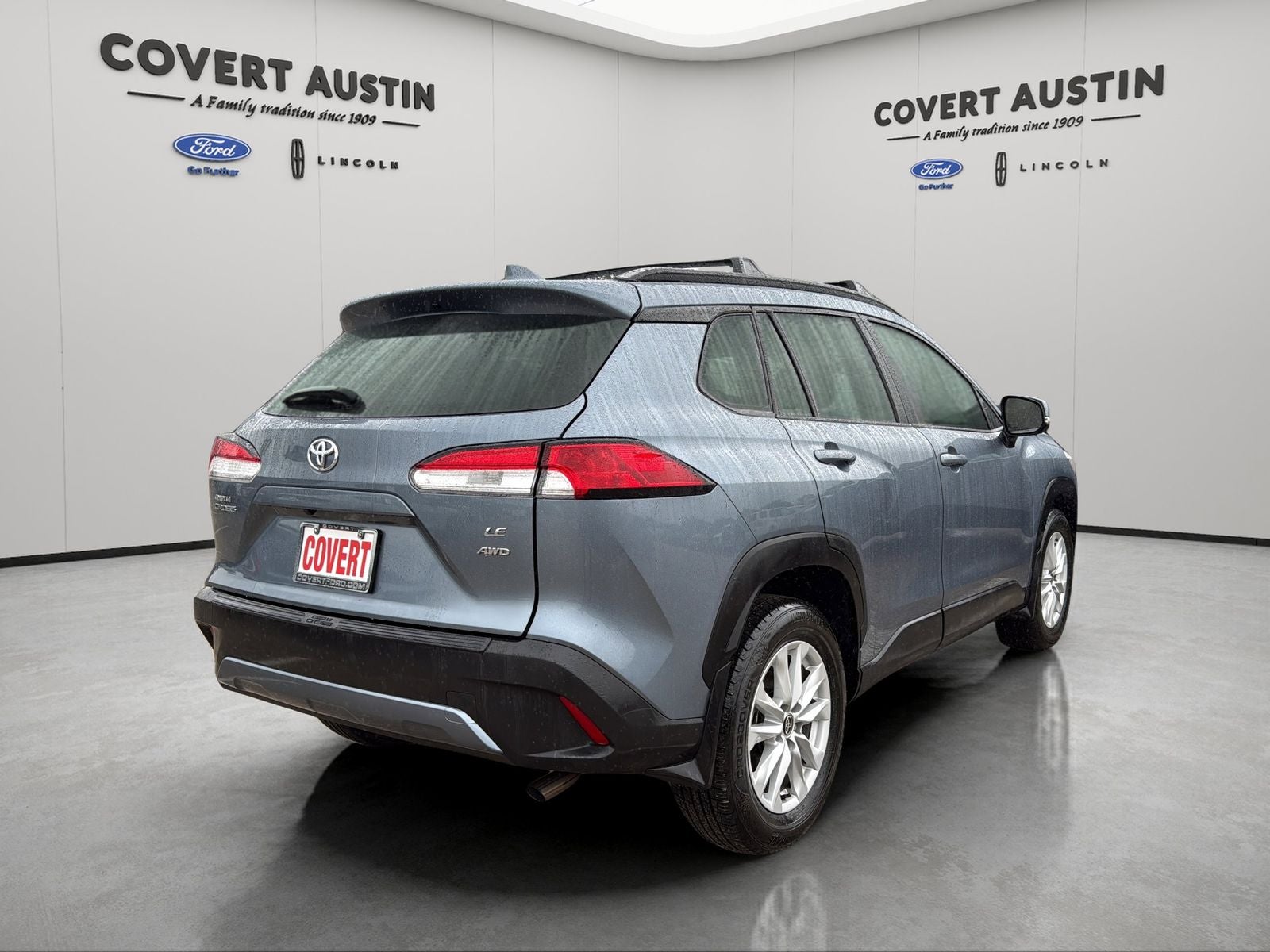 2024 Toyota Corolla Cross LE
