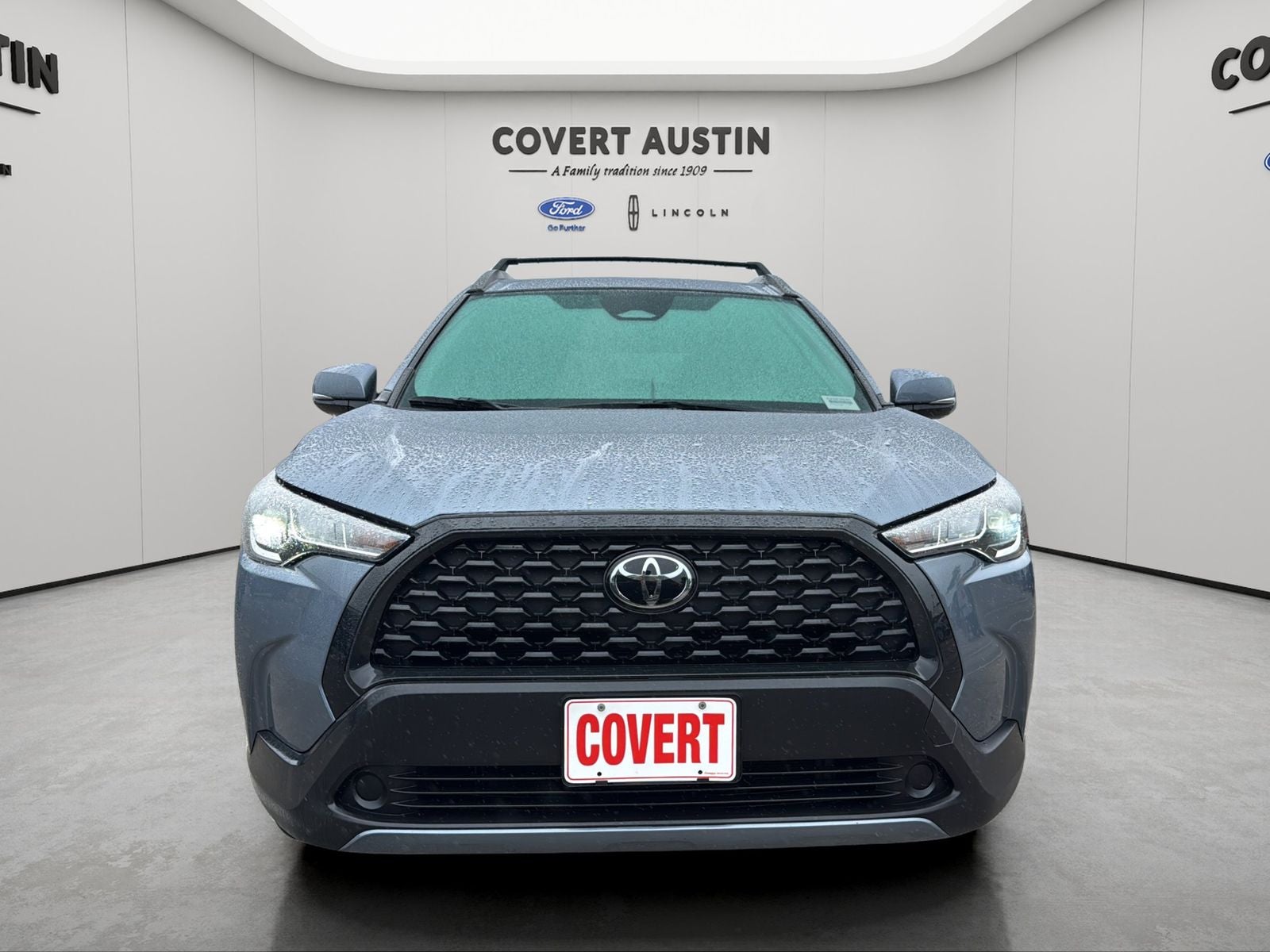 2024 Toyota Corolla Cross LE